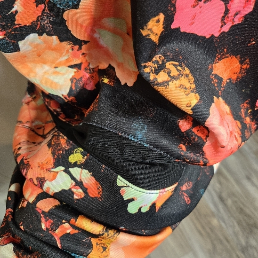 Boutique Floral Midi Dress NWT Sz 2x Sheer Detail - Picture 7 of 10